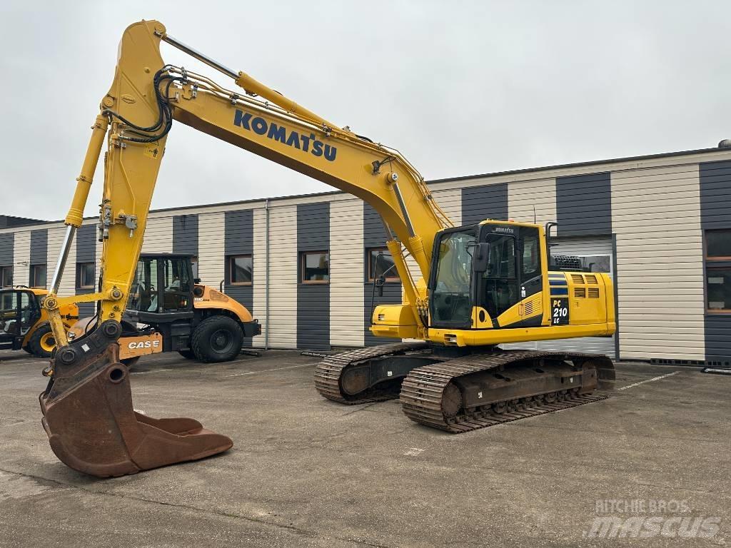 Komatsu PC210LC-11 Escavadeiras de esteiras