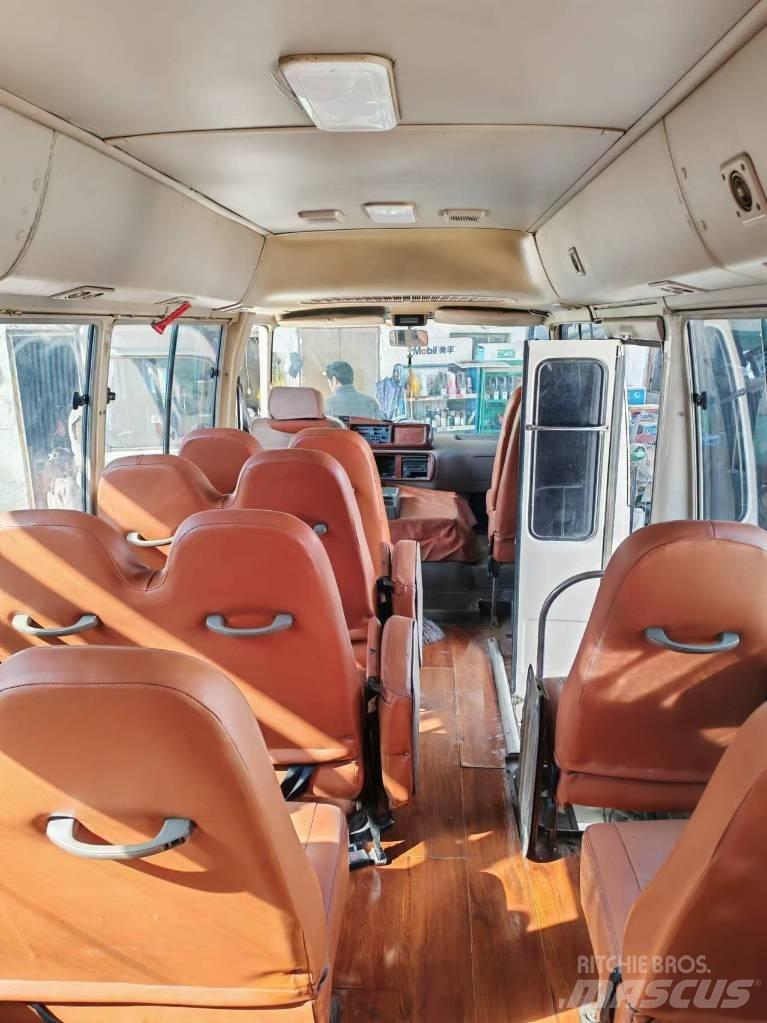 Toyota Coaster Autocarros intercidades