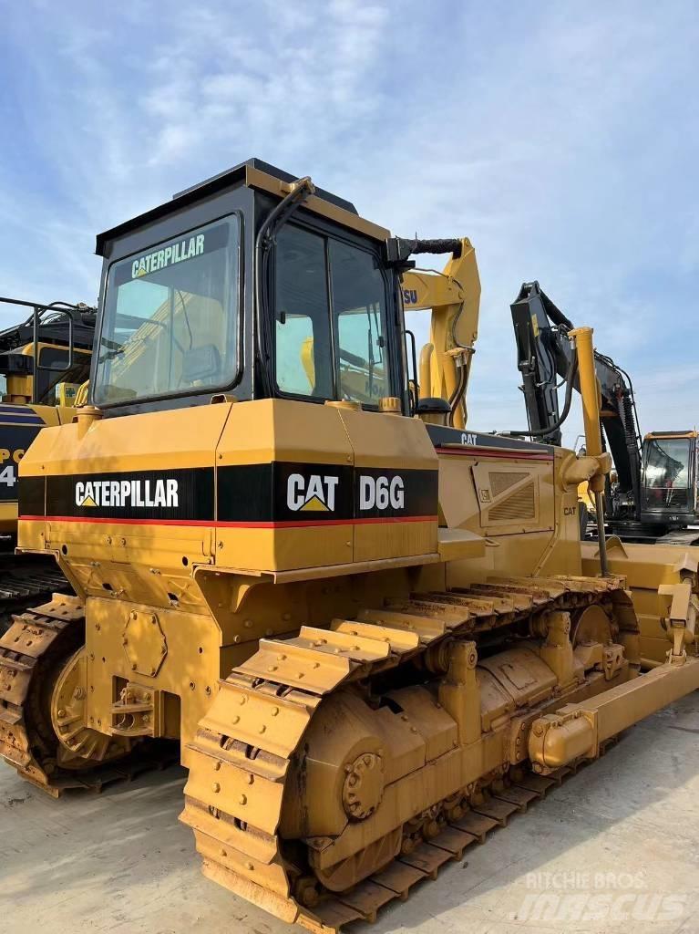 CAT D 6 G Dozers - Tratores rastos