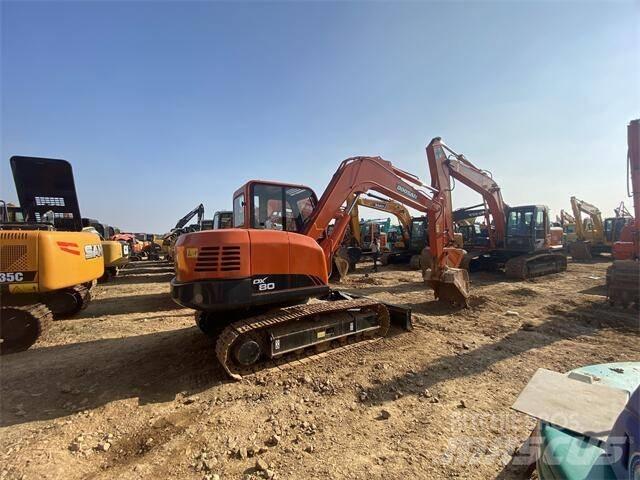 Doosan DX80 Miniescavadeiras