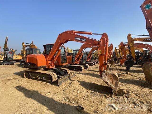 Doosan DX80 Miniescavadeiras