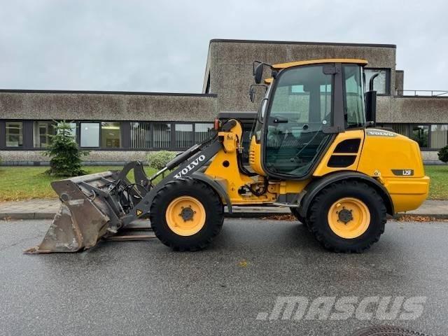 Volvo L 25 F Carregadeiras de rodas