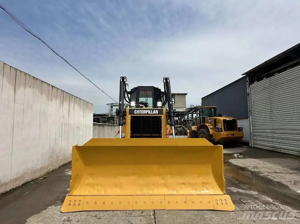 CAT D 6 R Dozers - Tratores rastos