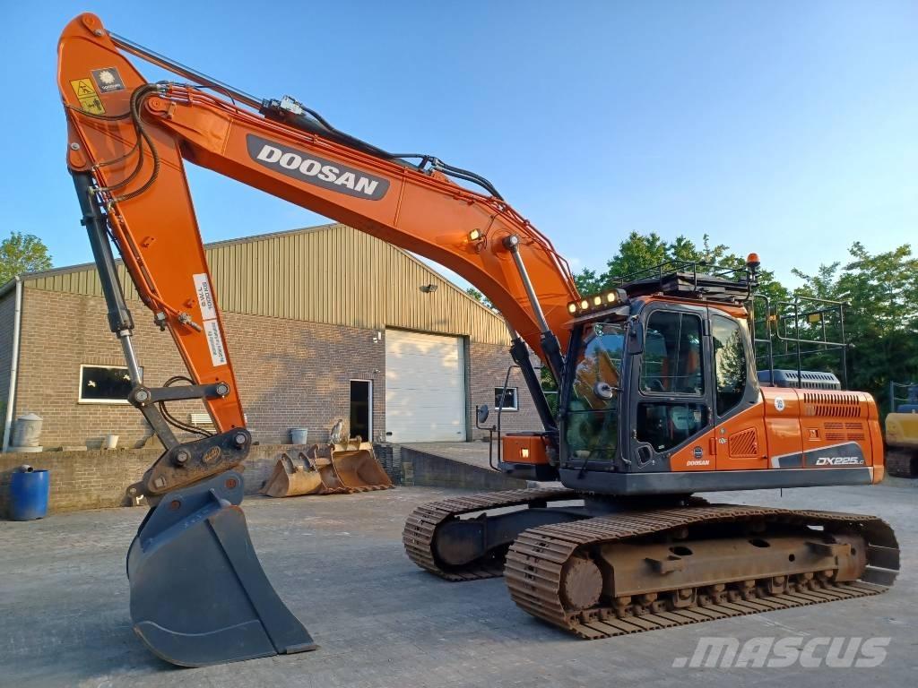 Doosan DX 225 LC-5 Escavadeiras de esteiras