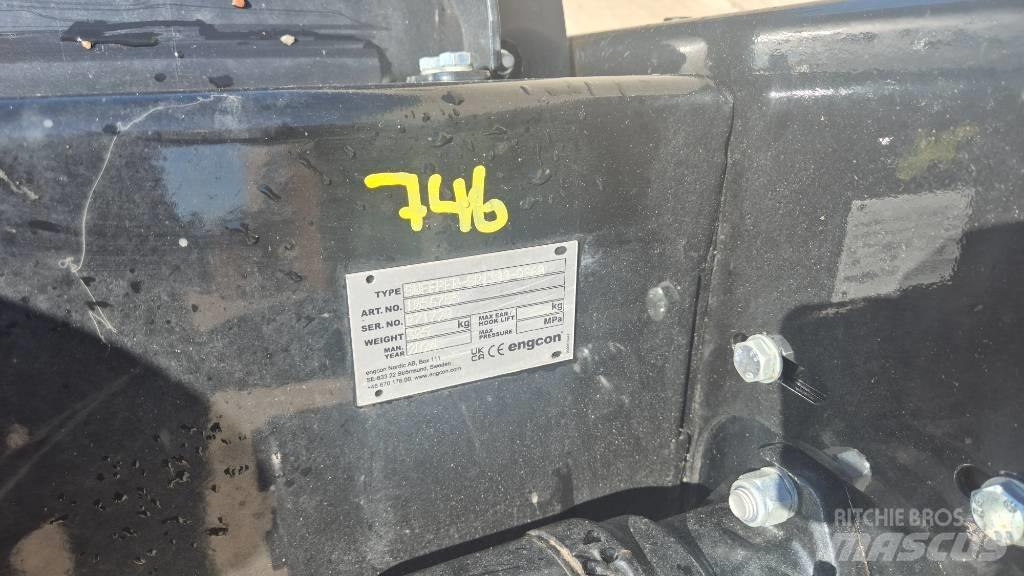 Engcon sweeper Varredoras