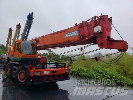 Kato KR25H-V5 Gruas Fora-de-estrada