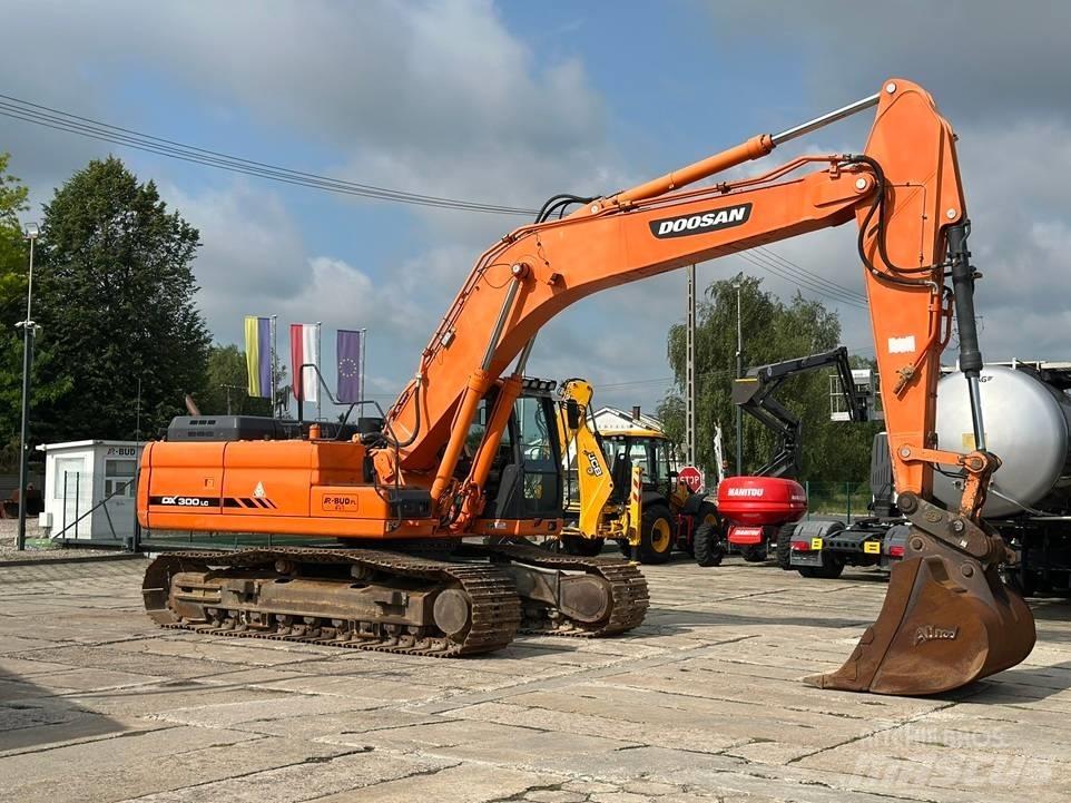 Doosan DX 300 LC-3 Escavadeiras de esteiras