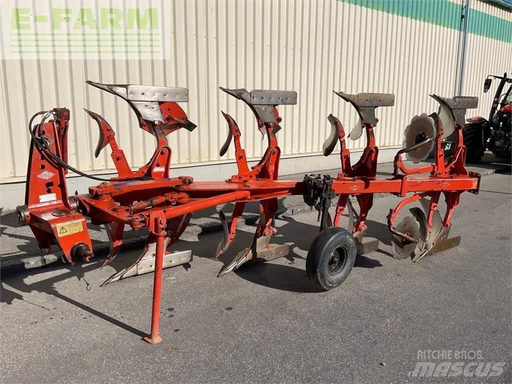 Kuhn MM 110 4T Charruas convencionais