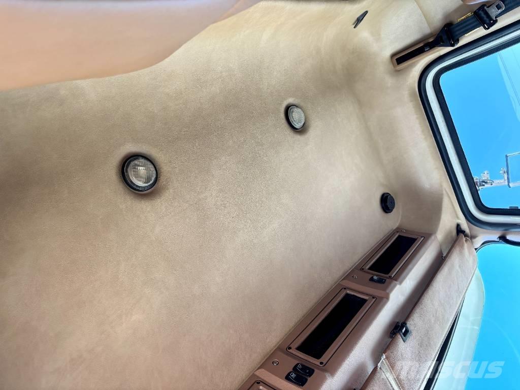 Mack GU713 Cavalos Mecânicos