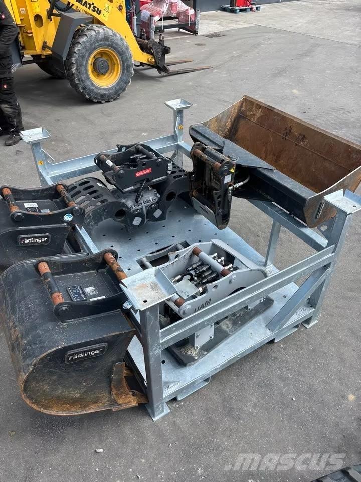 Hitachi ZX38U P-Line Miniescavadeiras