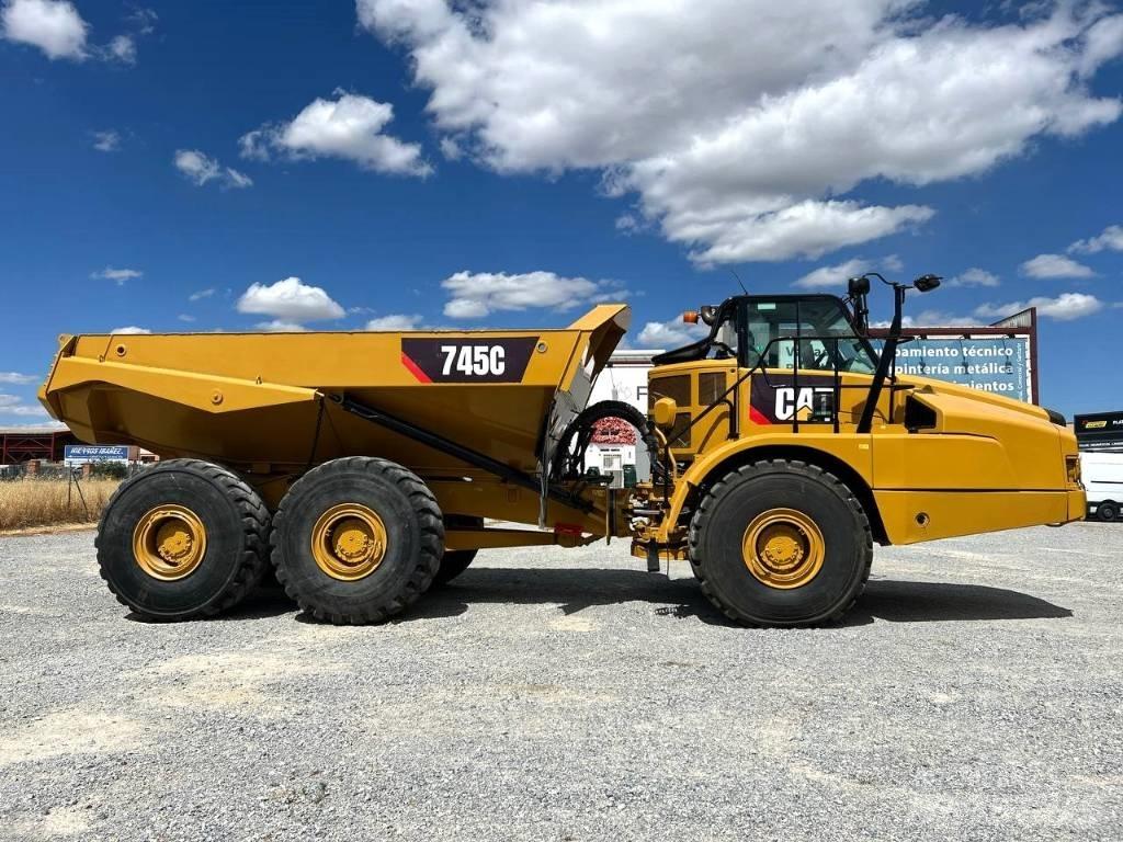CAT 745 C Caminhões articulados