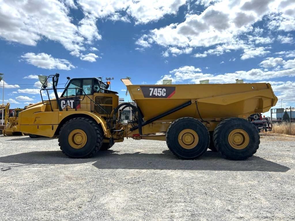 CAT 745 C Caminhões articulados