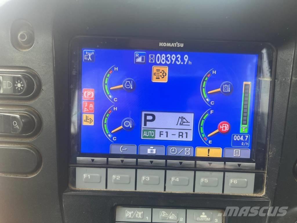 Komatsu 65 PX-17 Dozers - Tratores rastos