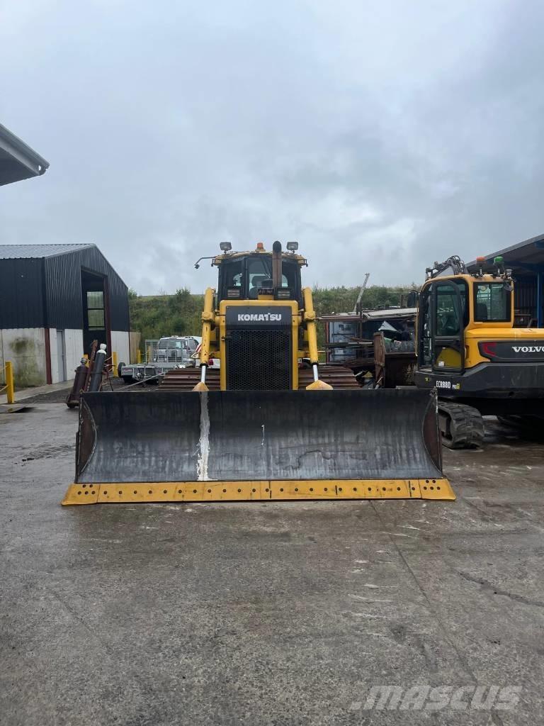 Komatsu 65 PX-17 Dozers - Tratores rastos