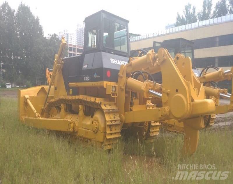 Shantui SD 32 Dozers - Tratores rastos