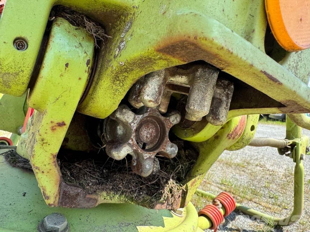 CLAAS VOLTO670 Ancinho virador