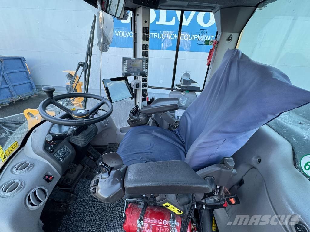 Volvo L 120 H Carregadeiras de rodas