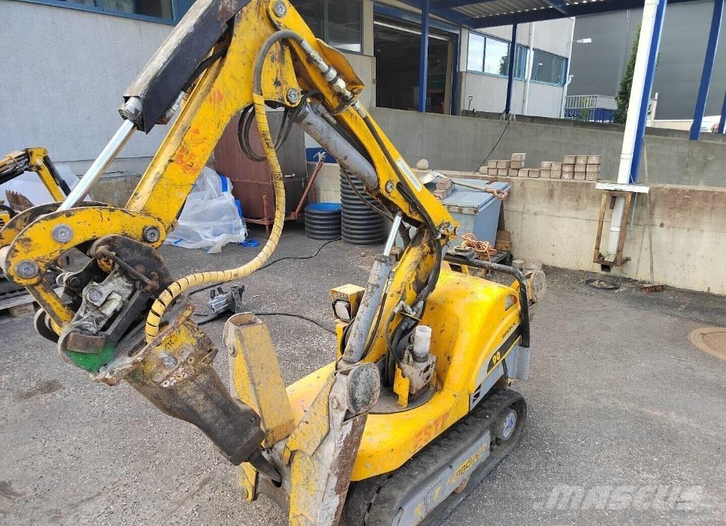 Brokk 90 Escavadoras de demolição