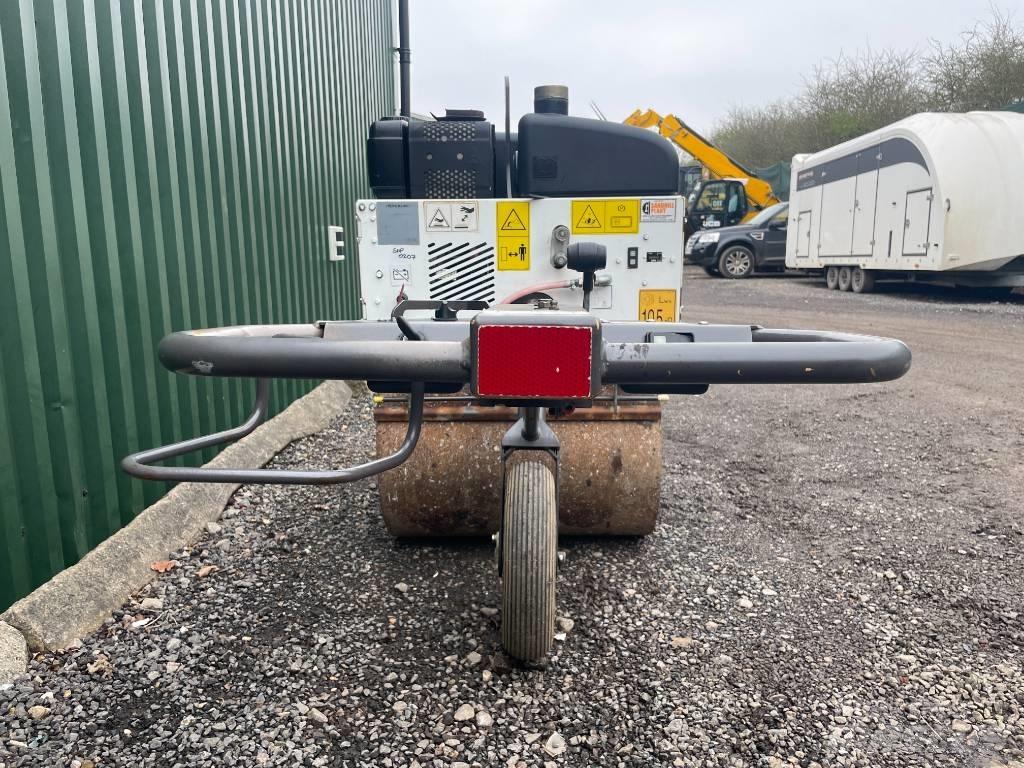 Mecalac MBR 71 Cilindros Compactadores monocilíndricos