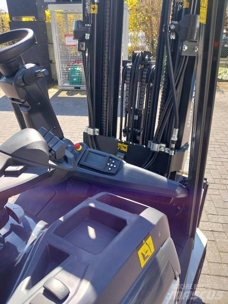 UniCarriers MX 25 Empilhadores eléctricos