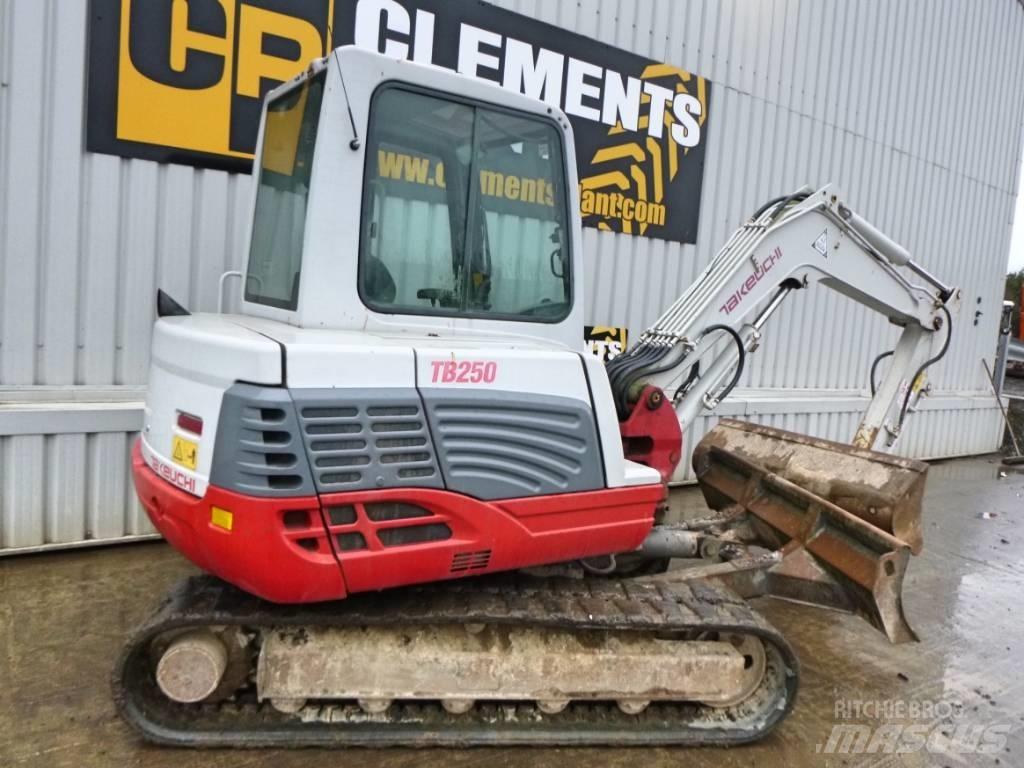 Takeuchi TB250 Miniescavadeiras