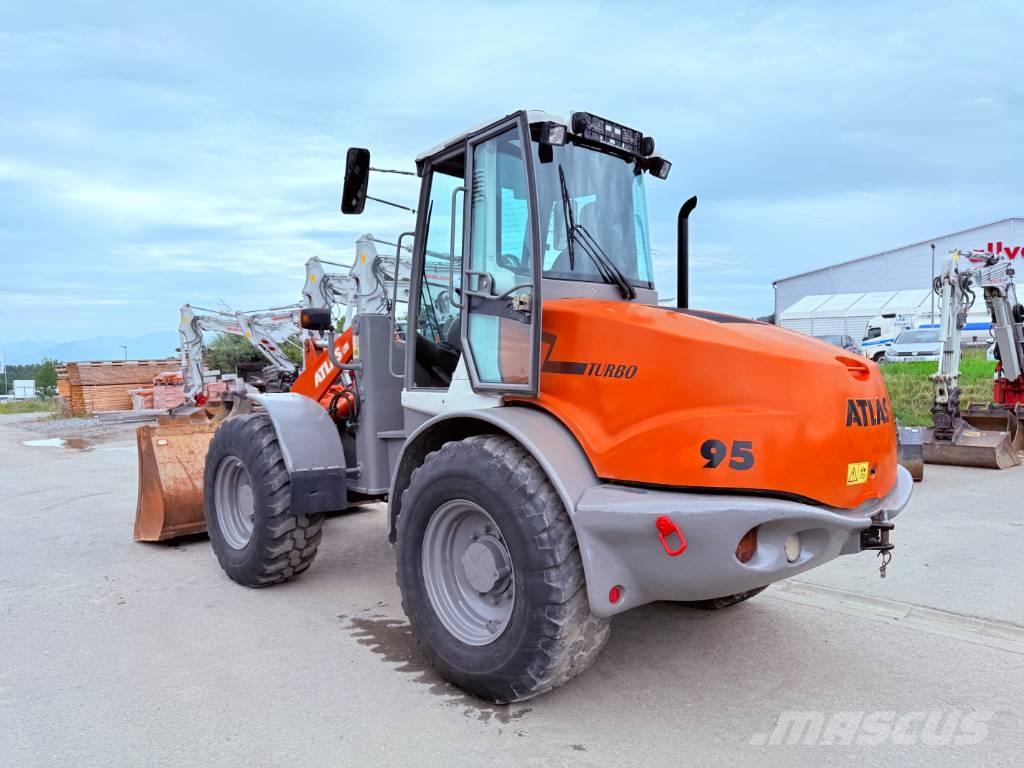 Atlas AR 95 Carregadeiras de rodas