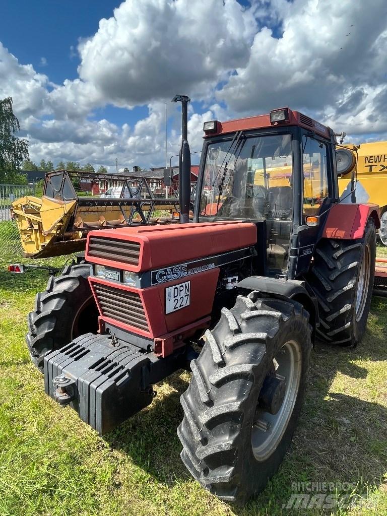 Case IH 1056 XL A Tratores Agrícolas usados