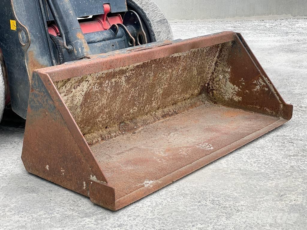 JCB R260 Minicarregadeiras