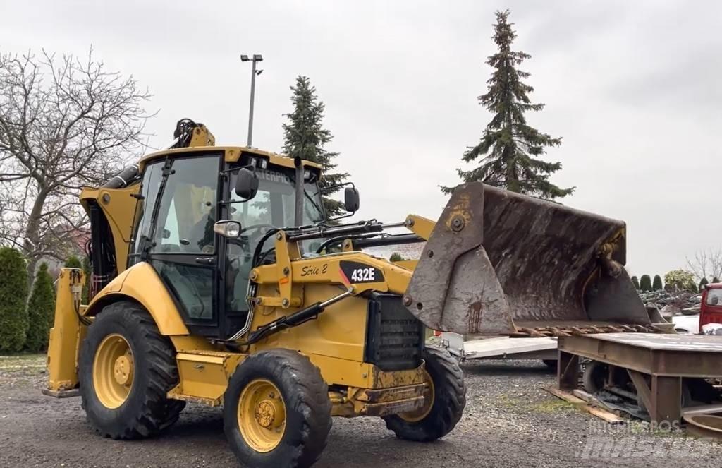 CAT 432 E Retroescavadeiras