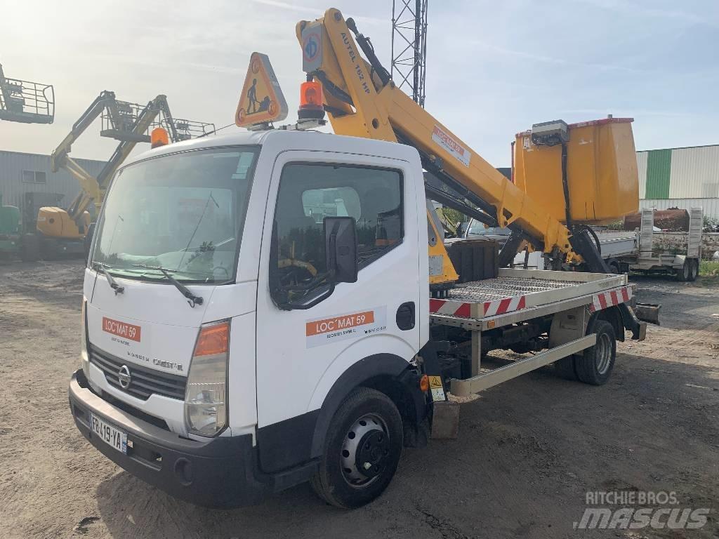 Nissan Cabstar Plataformas aéreas montadas em camião