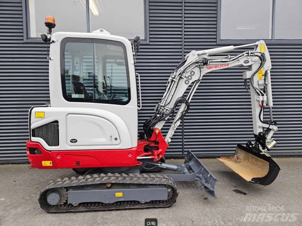Takeuchi TB 225 Miniescavadeiras