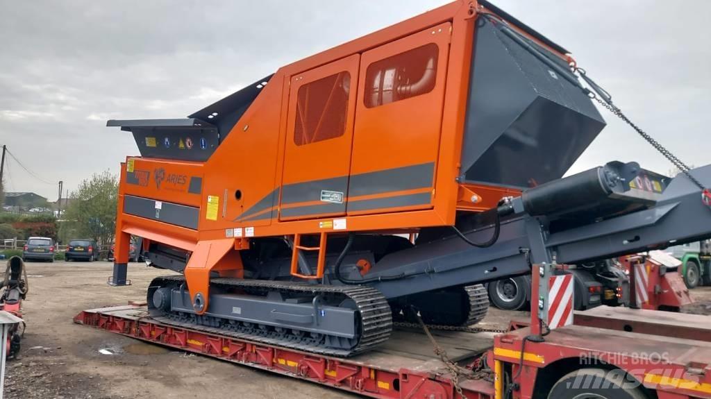 Arjes Titan 900 Movimentação cargas - Outros
