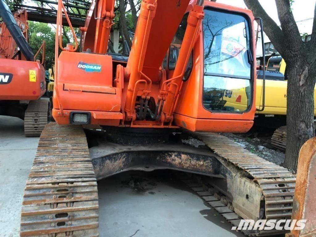 Doosan 220-7 Escavadeiras de esteiras