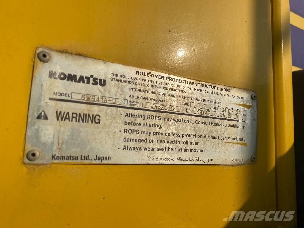 Komatsu WA 320-5 Carregadeiras de rodas