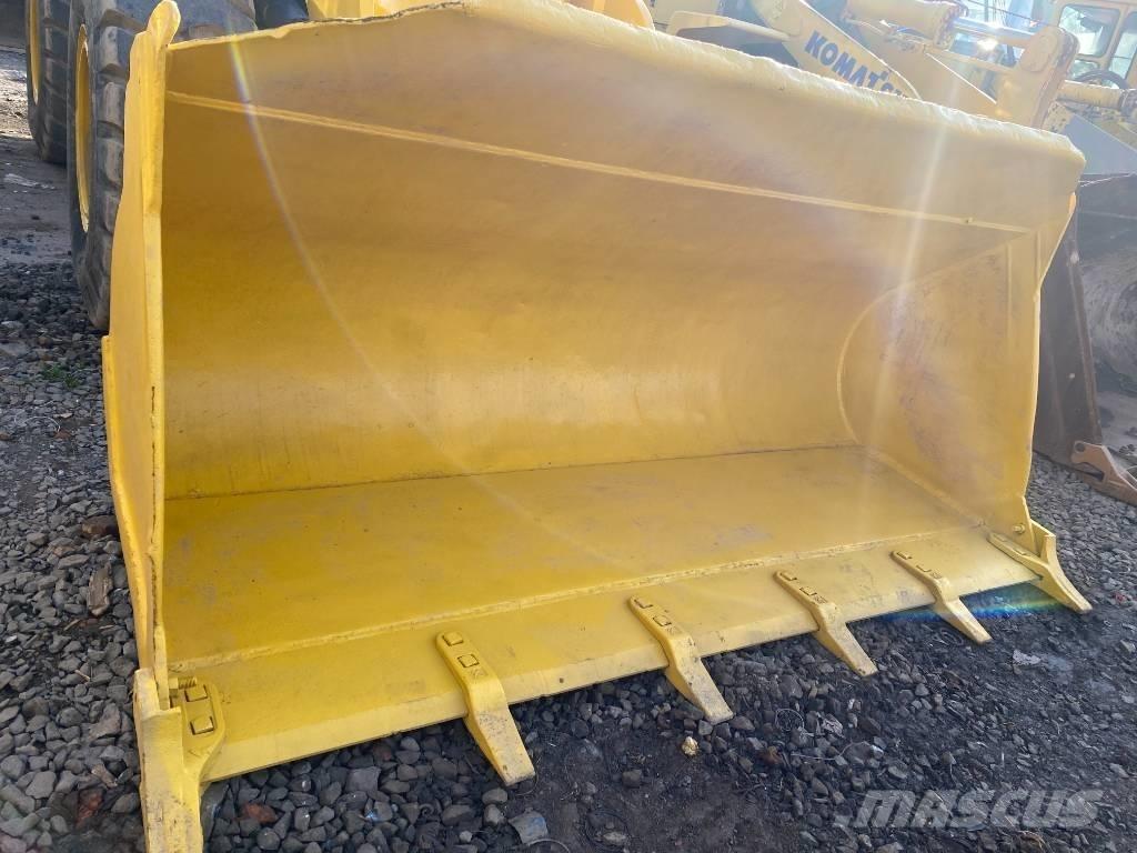 Komatsu WA 320-5 Carregadeiras de rodas