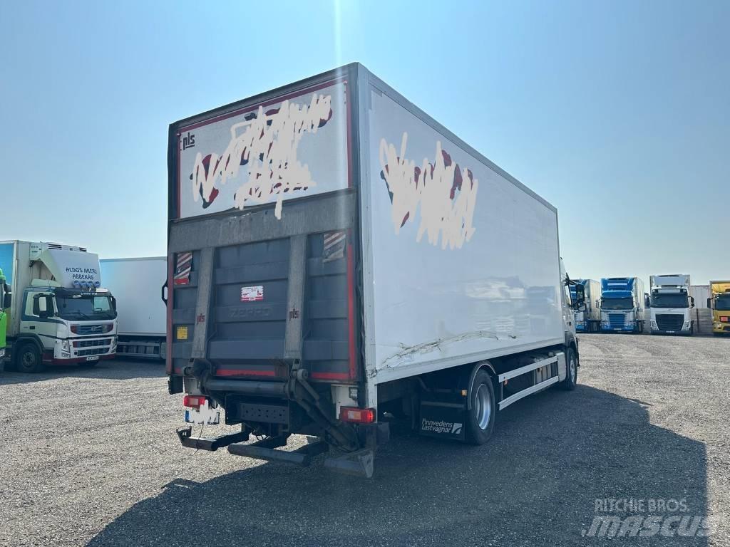 Volvo FM serie 3801 Caminhões de caixa fechada