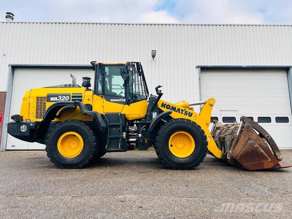 Komatsu WA 320-8 Carregadeiras de rodas