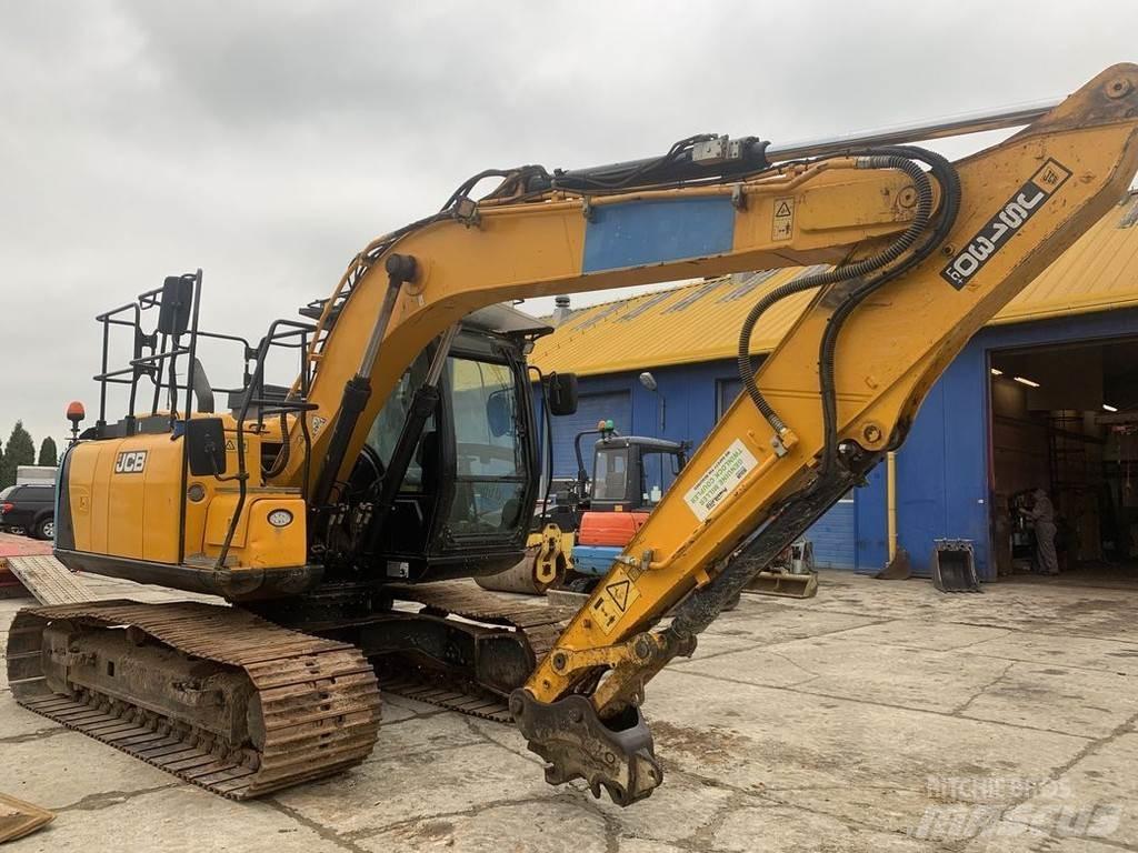 JCB JS130 Escavadeiras de esteiras