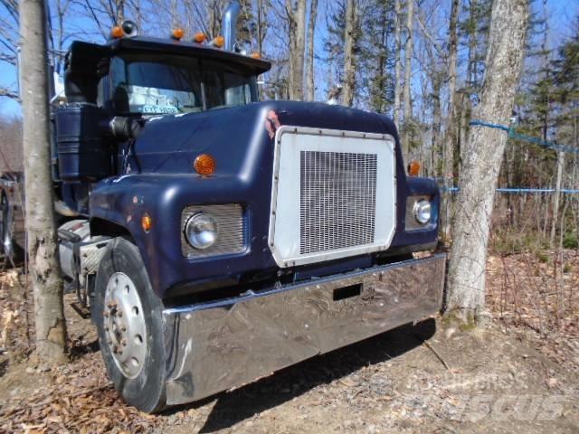 Mack RS797LST Camiões de Reciclagem