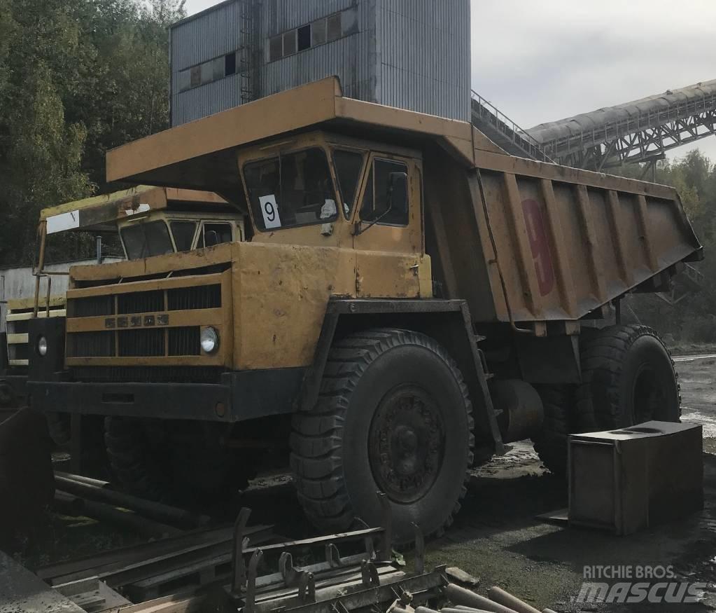 Belaz 7523 Camiőes basculantes rígidos
