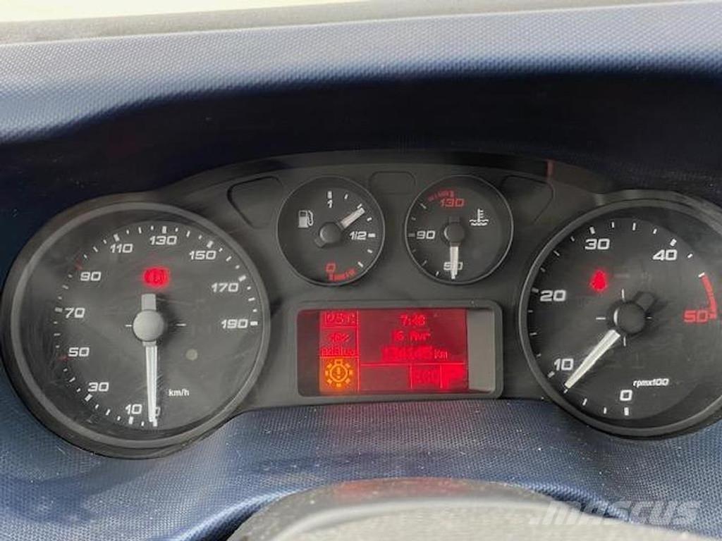 Iveco 35C18 Camiões basculantes