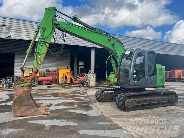 Hitachi ZX 135 Escavadeiras de esteiras