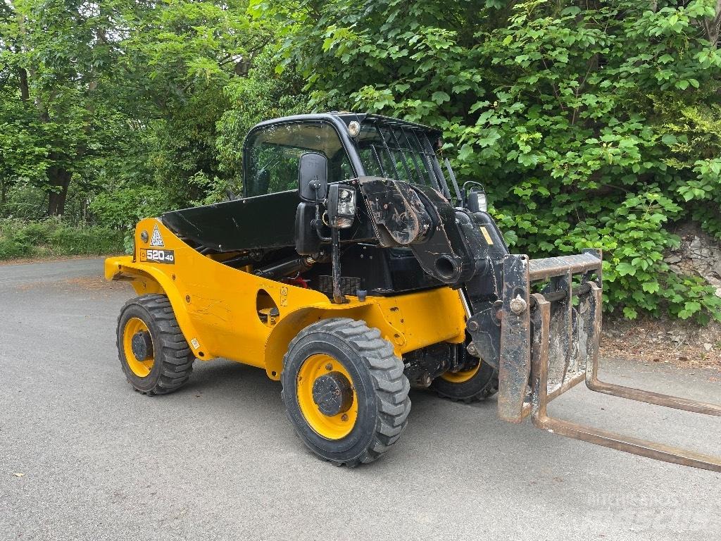 JCB 520-40 Manipulador telescópico
