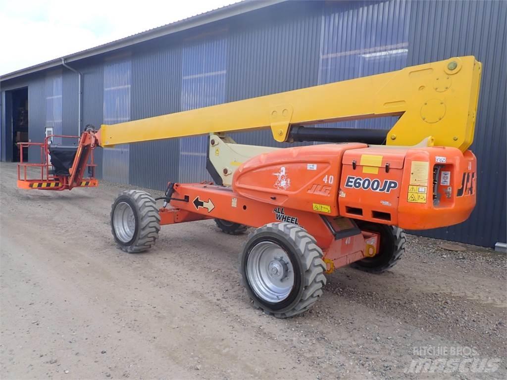 JLG E600JP Elevadores braços articulados