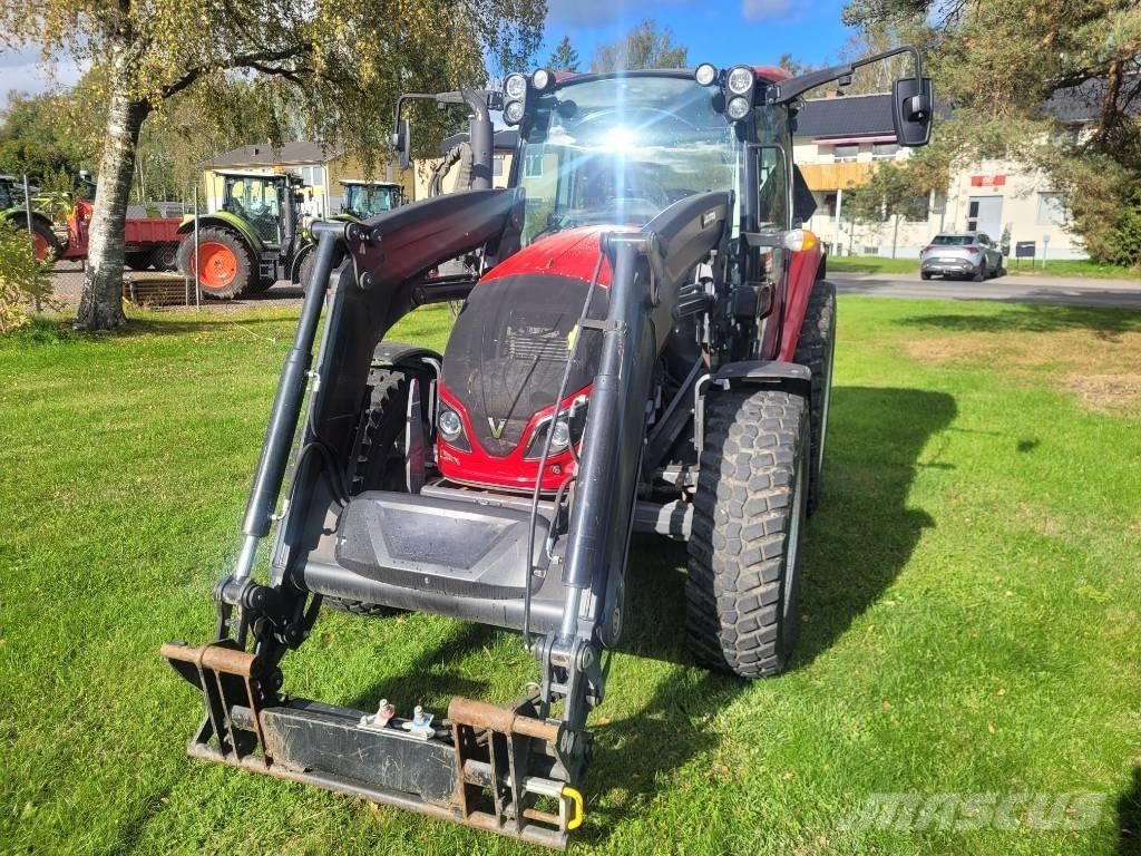 Valtra A 84 HiTech Tratores Agrícolas usados