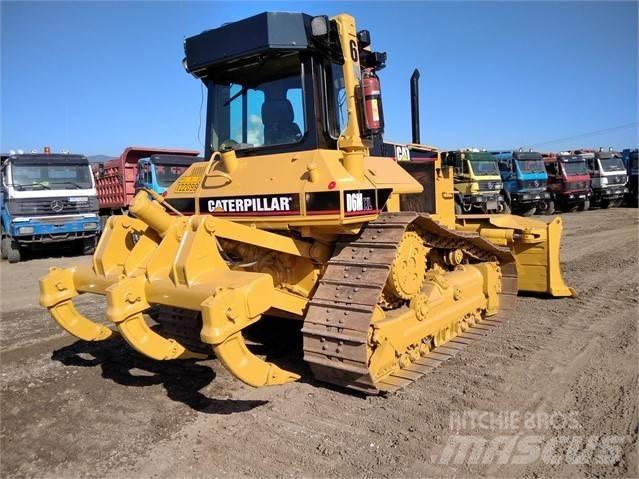 CAT D 6 M Dozers - Tratores rastos
