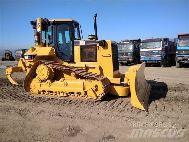 CAT D 6 M Dozers - Tratores rastos