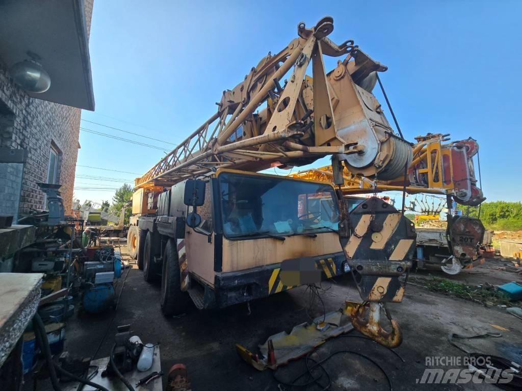 Liebherr LTM 1100-1 Gruas Todo terreno
