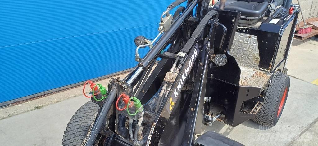Knikmops KM 100 Carregadeiras de rodas
