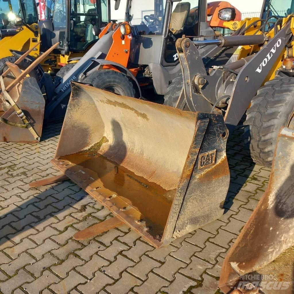 Volvo L 28 F Carregadeiras de rodas